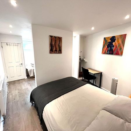 Modern Studio Apartment With Free Wifi Londres Extérieur photo